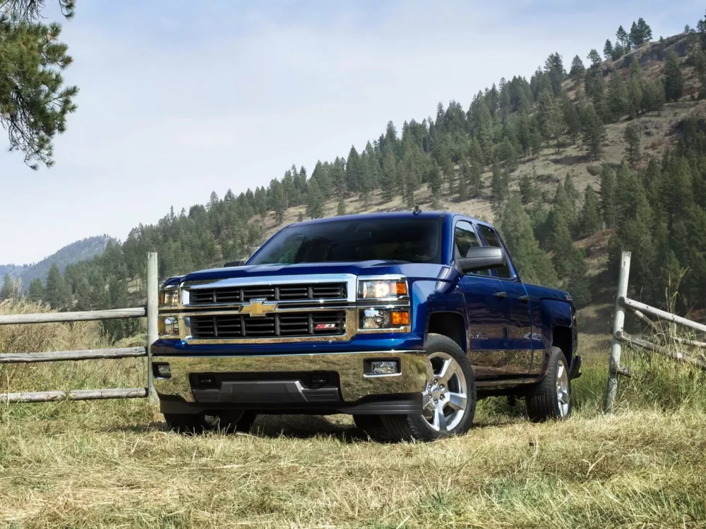 Автомобиль Chevrolet Silverado III (K2XX) Пикап Полуторная кабина Double Cab