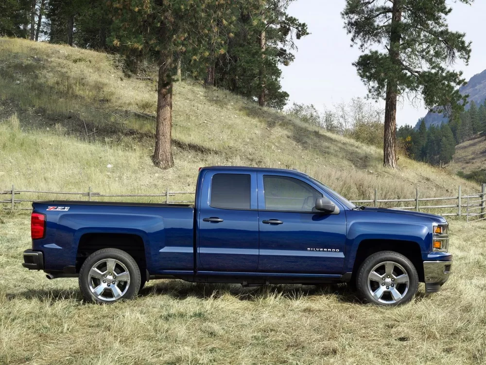 Автомобиль Chevrolet Silverado III (K2XX) Пикап Полуторная кабина Double Cab