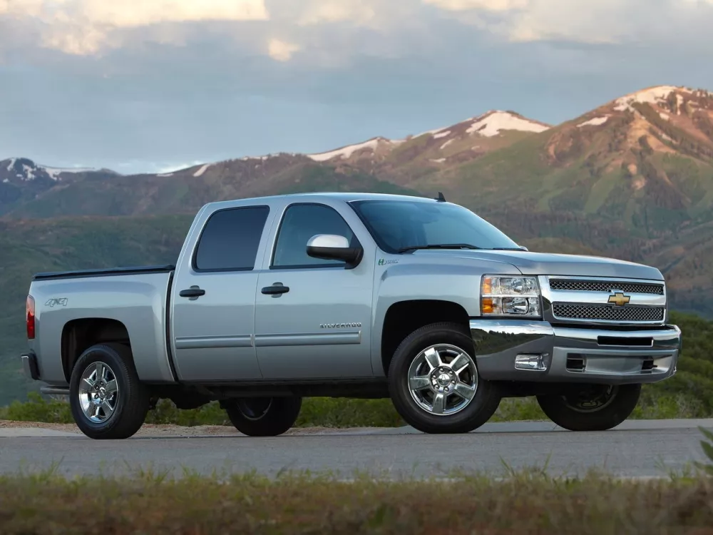 Автомобиль Chevrolet Silverado II (GMT900) Пикап Двойная кабина Crew Cab