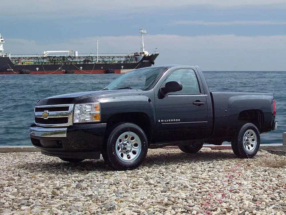Автомобиль Chevrolet Silverado II (GMT900) Пикап Одинарная кабина