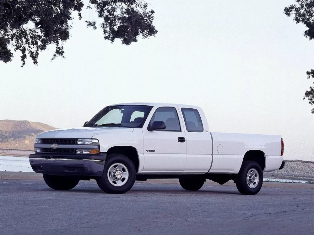 Автомобиль Chevrolet Silverado I (GMT800) Пикап Полуторная кабина Extended Cab