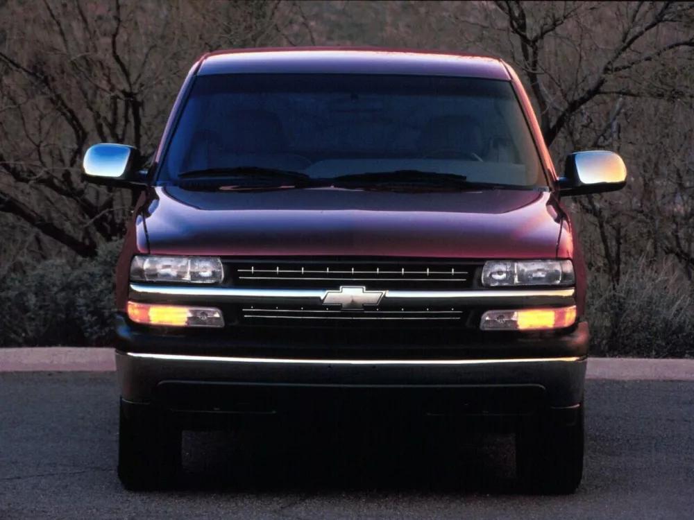 Автомобиль Chevrolet Silverado I (GMT800) Пикап Полуторная кабина Extended Cab