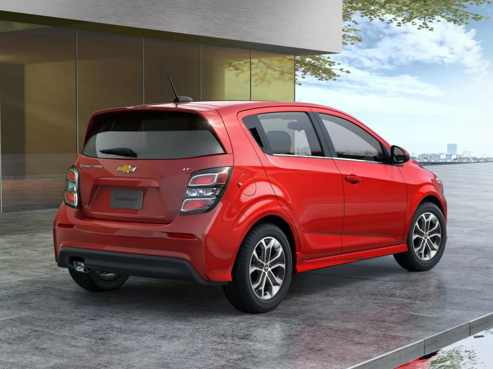 Автомобиль Chevrolet Sonic I Рестайлинг Хэтчбек (5 дверей)