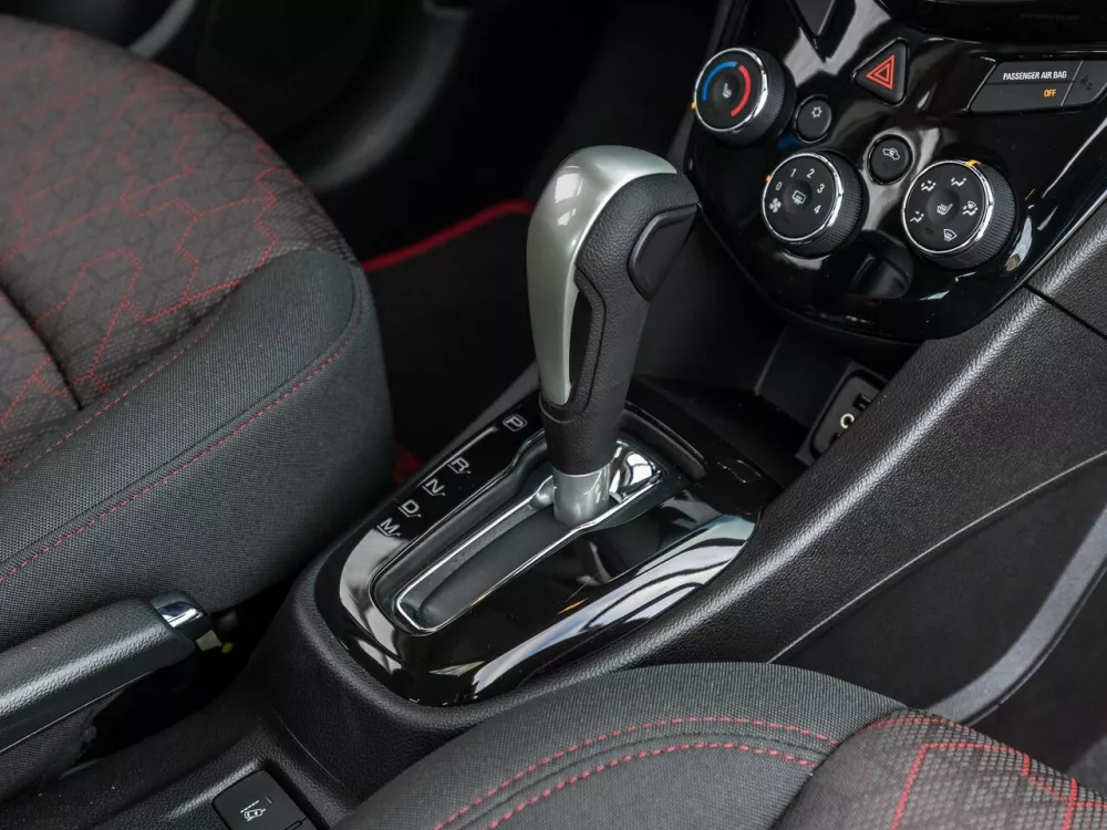 Автомобиль Chevrolet Sonic I Рестайлинг Седан