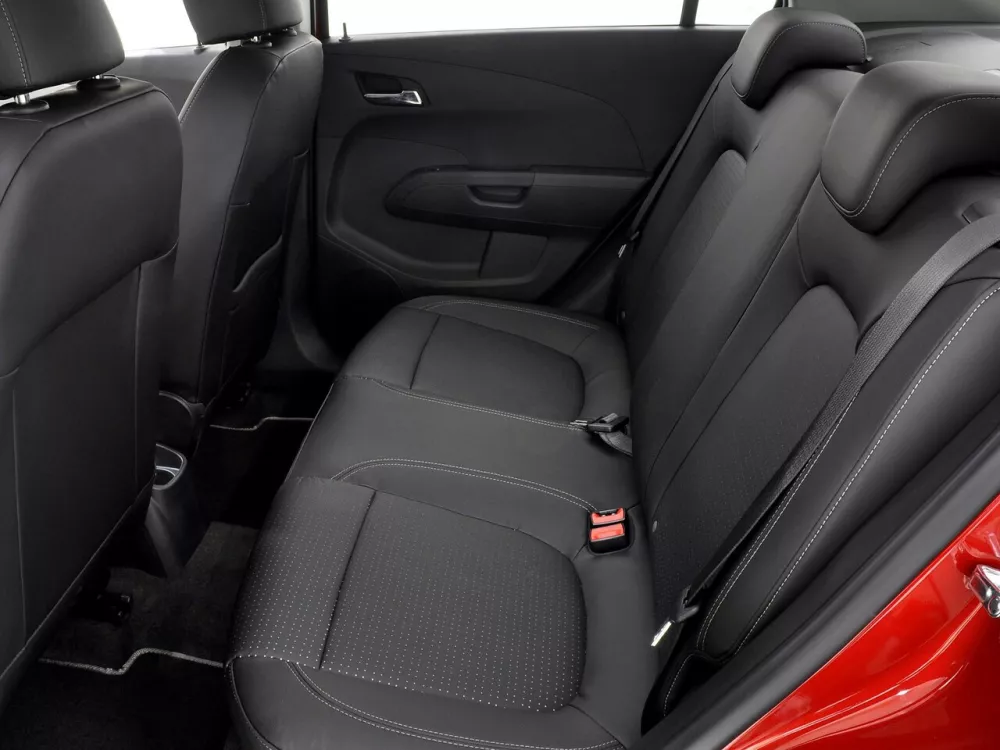 Автомобиль Chevrolet Sonic I Седан