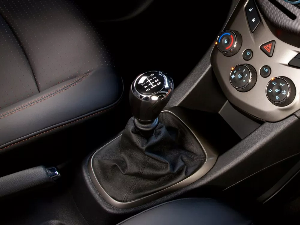 Автомобиль Chevrolet Sonic I Седан