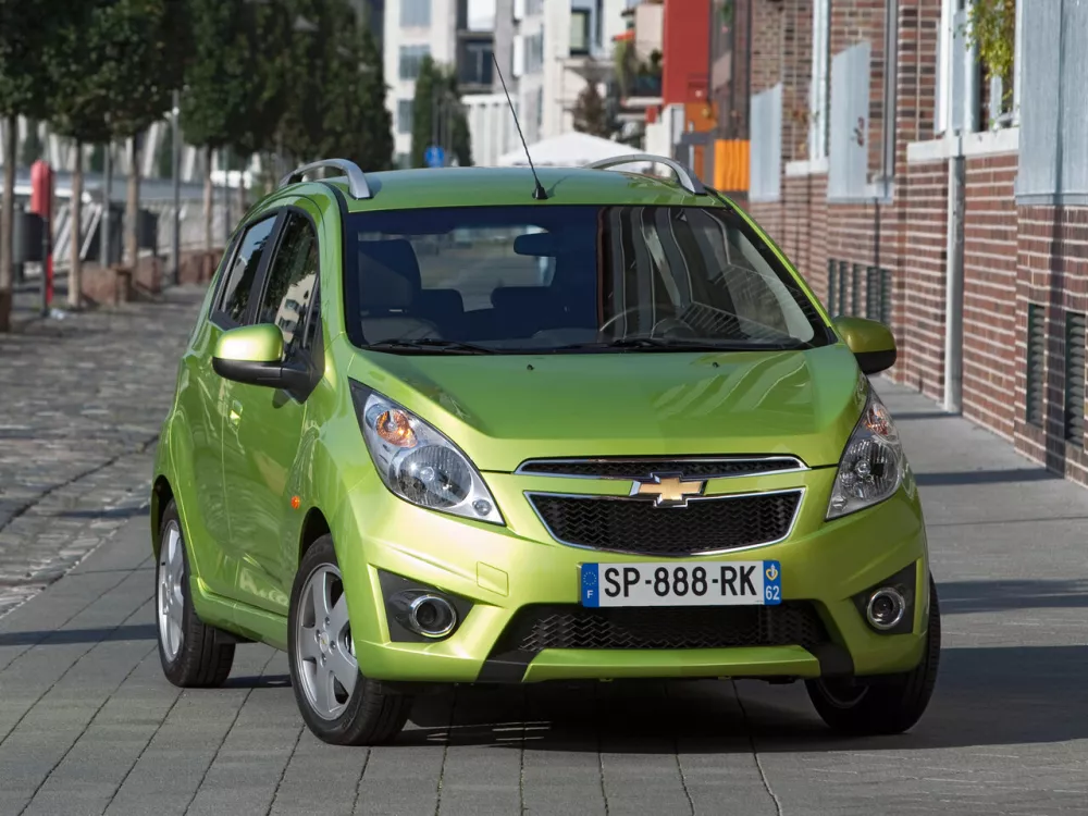 Автомобиль Chevrolet Spark III Хэтчбек (5 дверей)