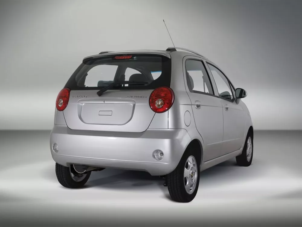 Автомобиль Chevrolet Spark II Хэтчбек (5 дверей)
