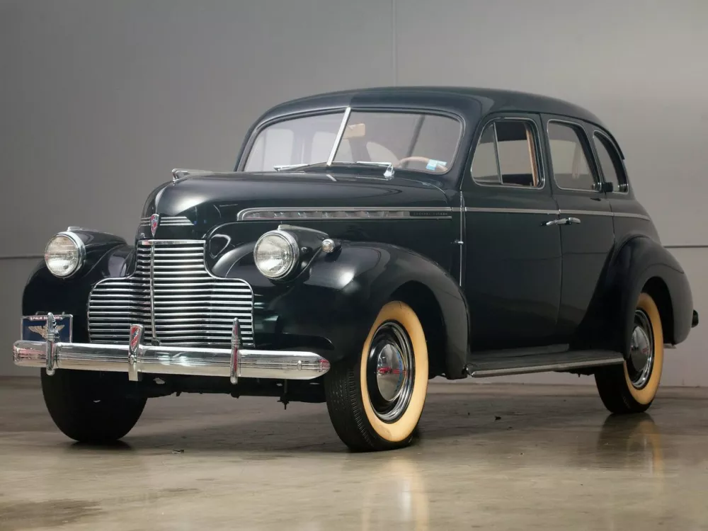 Автомобиль Chevrolet Special DeLuxe Седан