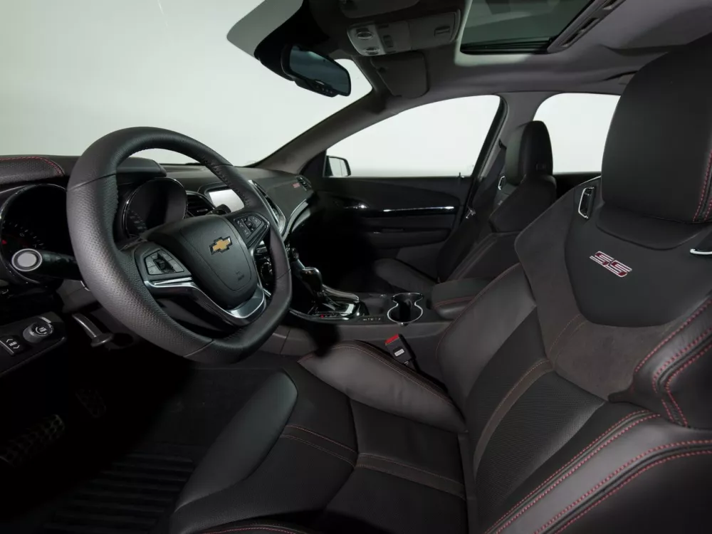 Автомобиль Chevrolet SS I Седан