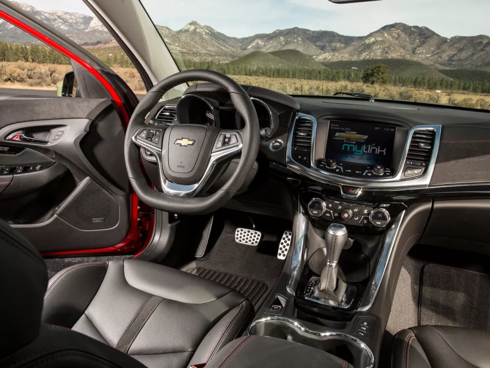 Автомобиль Chevrolet SS I Рестайлинг Седан