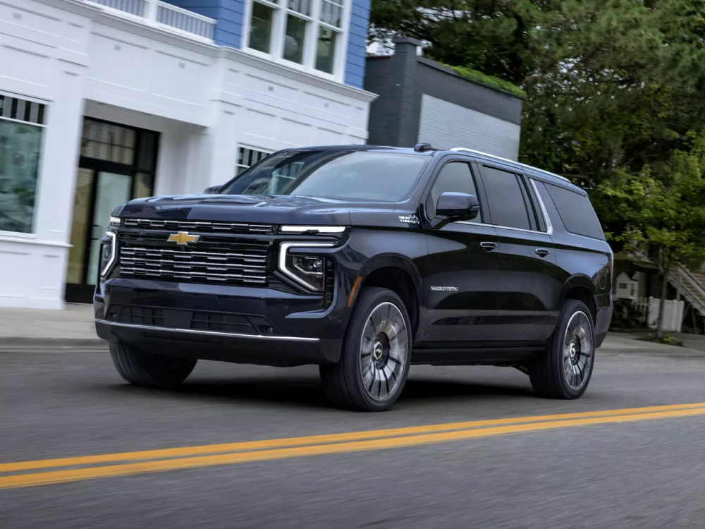 Автомобиль Chevrolet Suburban XII Рестайлинг Внедорожник (5 дверей)