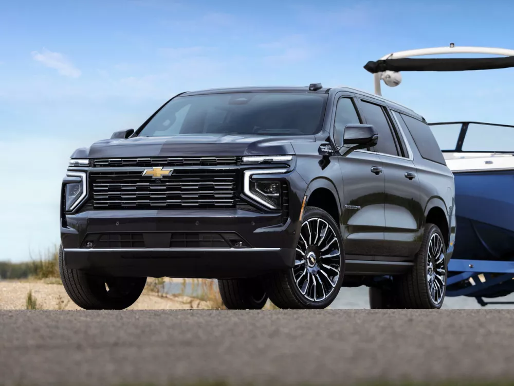Автомобиль Chevrolet Suburban XII Рестайлинг Внедорожник (5 дверей)