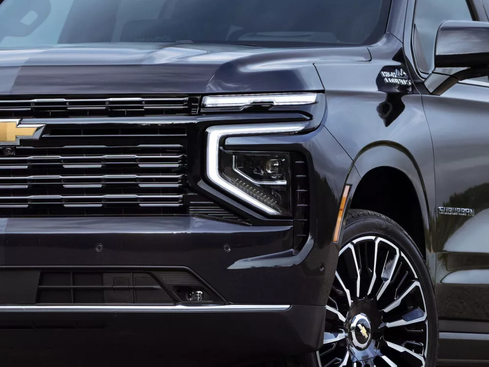 Автомобиль Chevrolet Suburban XII Рестайлинг Внедорожник (5 дверей)