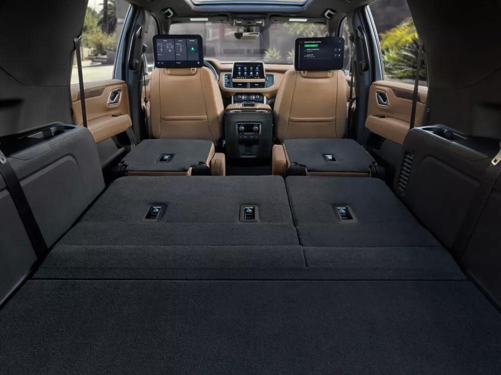 Автомобиль Chevrolet Suburban XII Внедорожник (5 дверей)