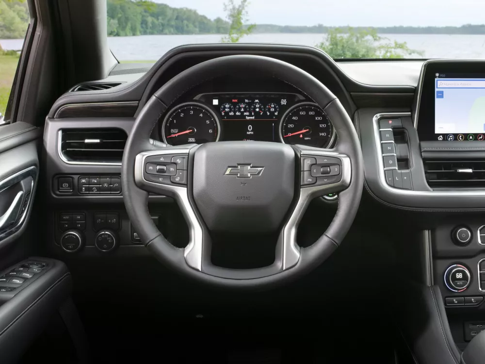 Автомобиль Chevrolet Suburban XII Внедорожник (5 дверей)