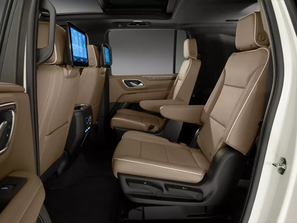 Автомобиль Chevrolet Suburban XII Внедорожник (5 дверей)