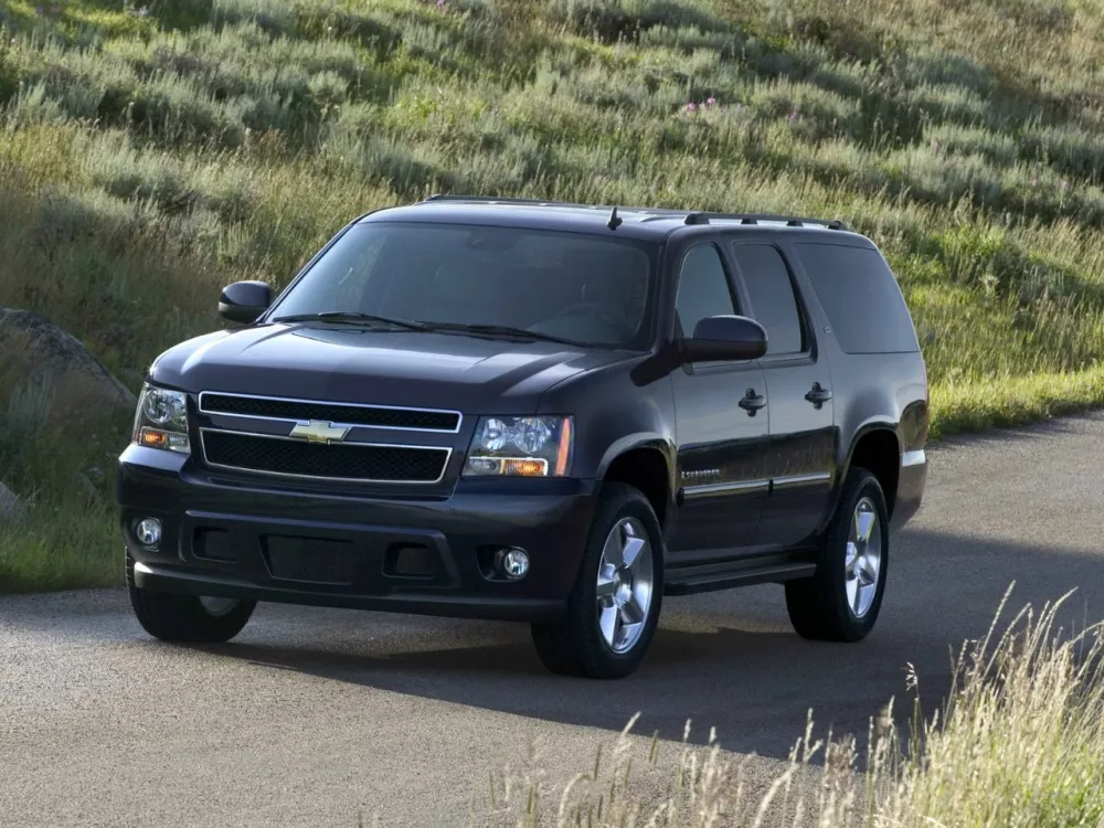 Автомобиль Chevrolet Suburban X Внедорожник (5 дверей)