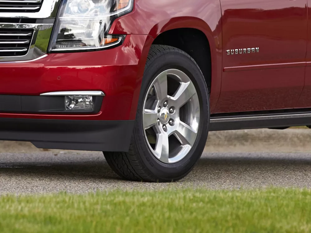 Автомобиль Chevrolet Suburban XI Внедорожник (5 дверей)