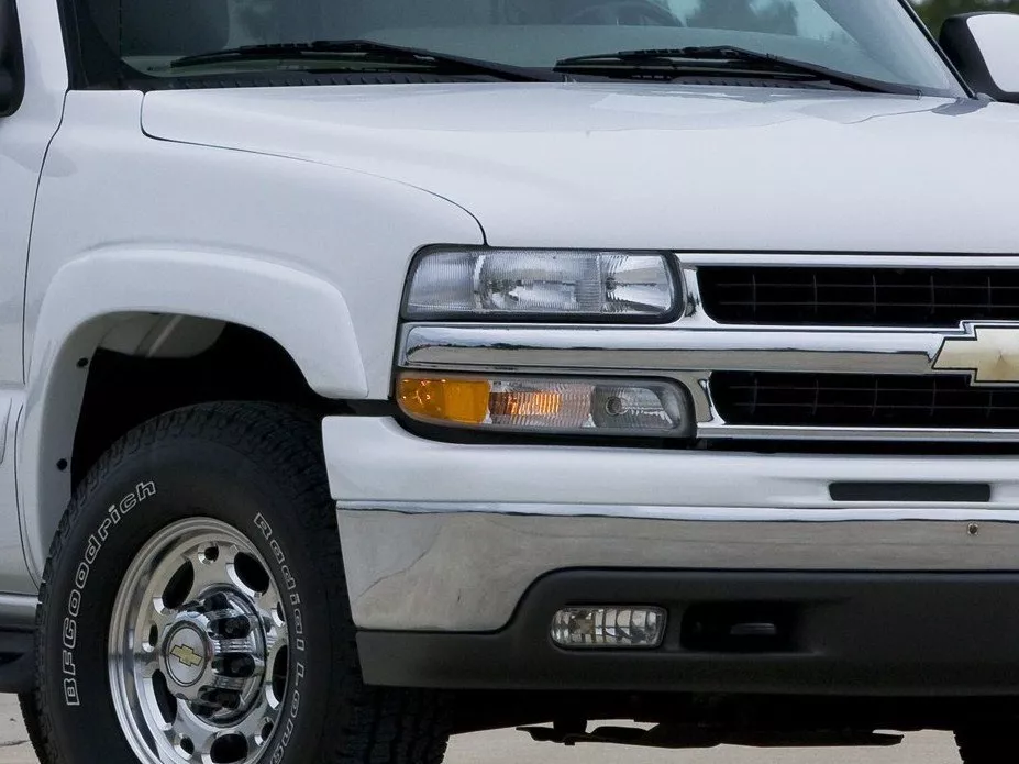 Автомобиль Chevrolet Suburban IX Внедорожник (5 дверей)