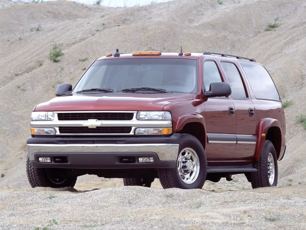 Автомобиль Chevrolet Suburban IX Внедорожник (5 дверей)
