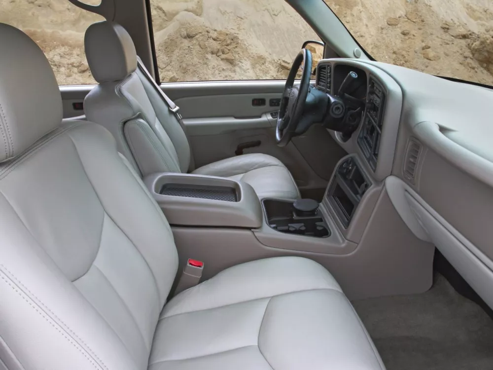 Автомобиль Chevrolet Suburban IX Внедорожник (5 дверей)