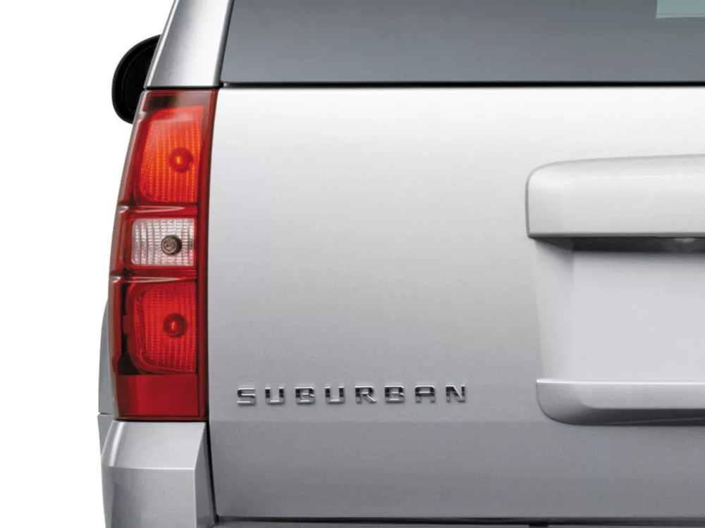 Автомобиль Chevrolet Suburban X Внедорожник (5 дверей)