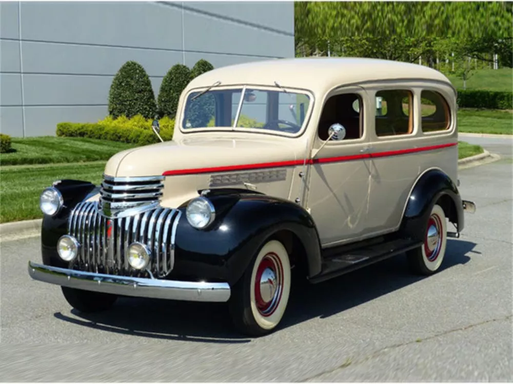 Автомобиль Chevrolet Suburban II Внедорожник (3 двери)