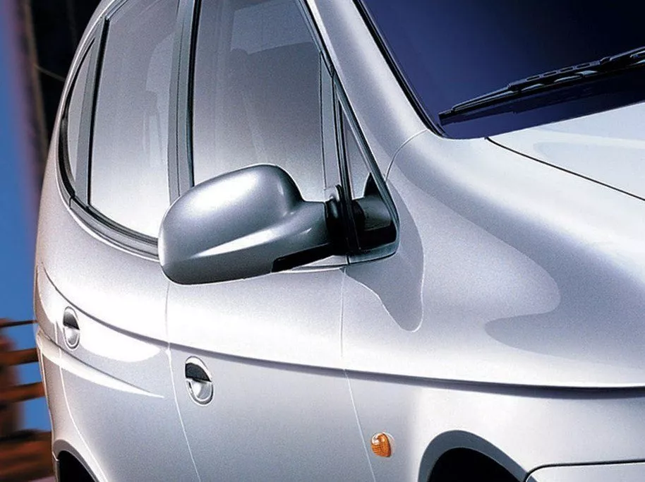 Автомобиль Chevrolet Tacuma I Компактвэн