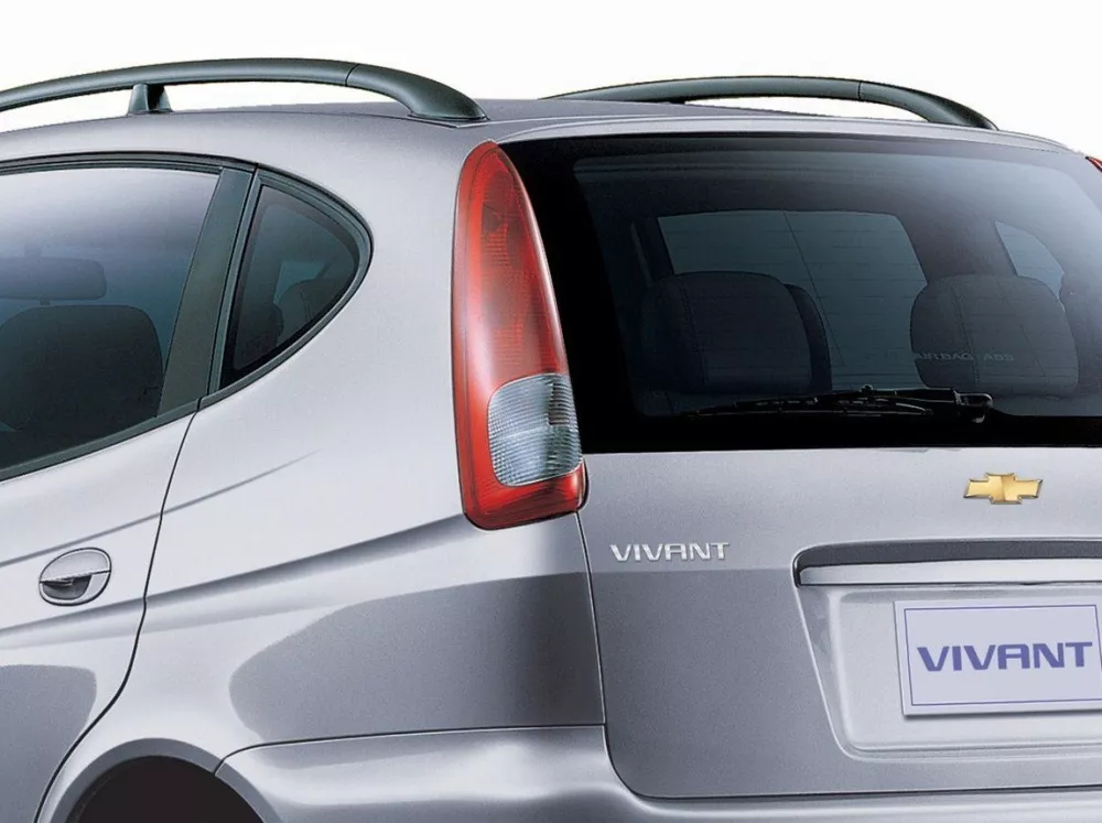 Автомобиль Chevrolet Tacuma I Компактвэн