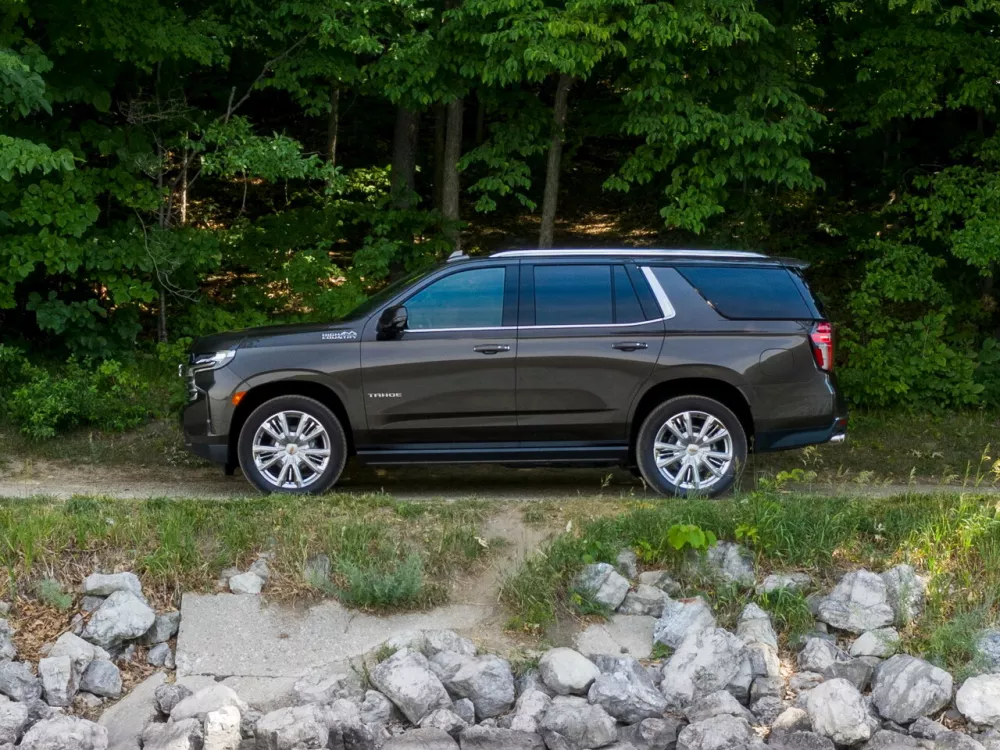 Автомобиль Chevrolet Tahoe V Внедорожник (5 дверей)