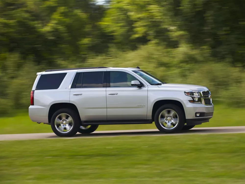 Автомобиль Chevrolet Tahoe IV Внедорожник (5 дверей)