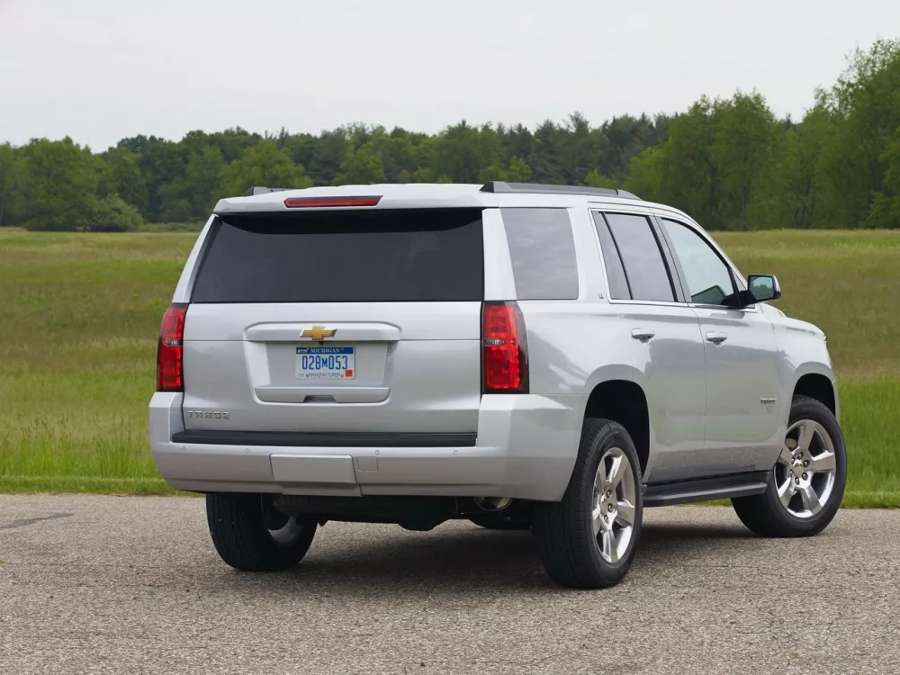 Автомобиль Chevrolet Tahoe IV Внедорожник (5 дверей)