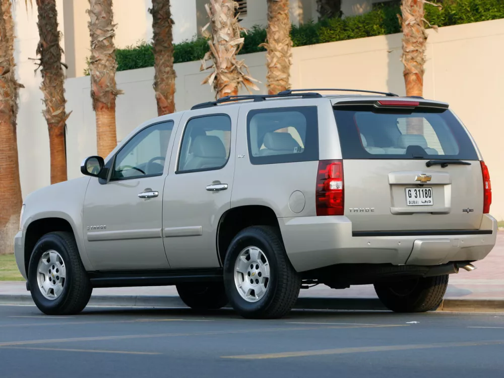 Автомобиль Chevrolet Tahoe III Внедорожник (5 дверей)
