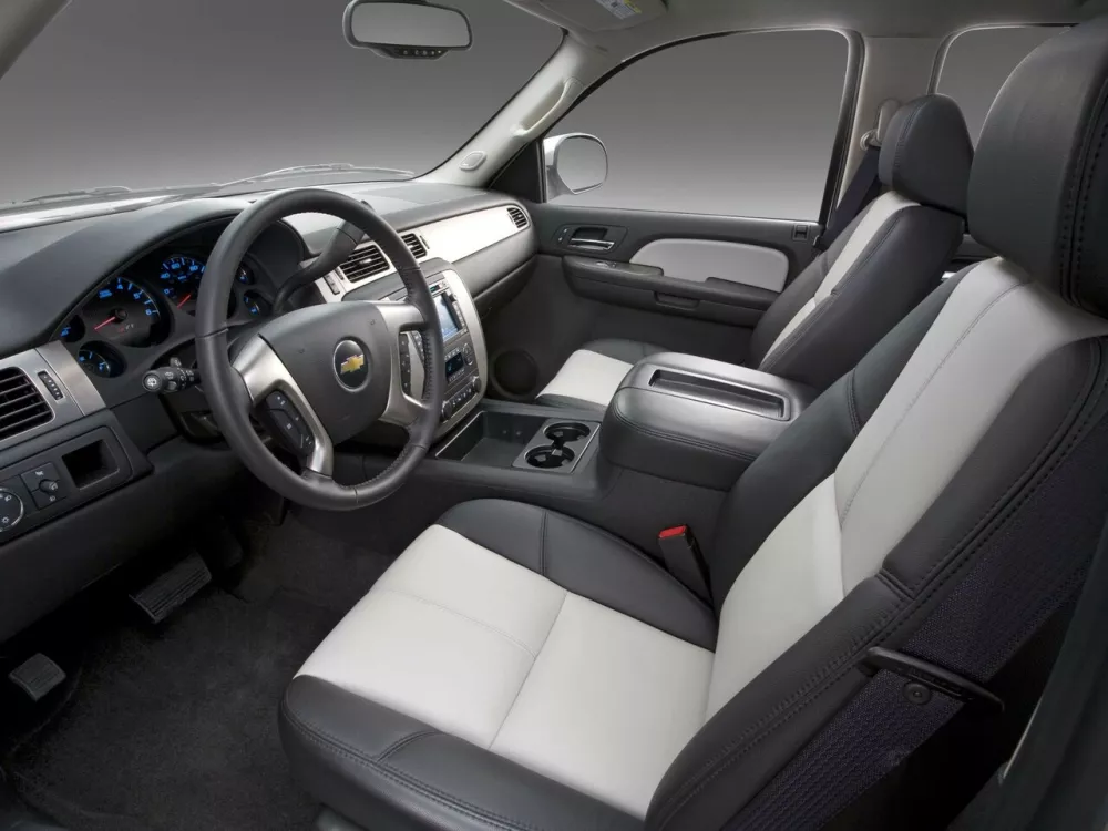 Автомобиль Chevrolet Tahoe III Внедорожник (5 дверей)