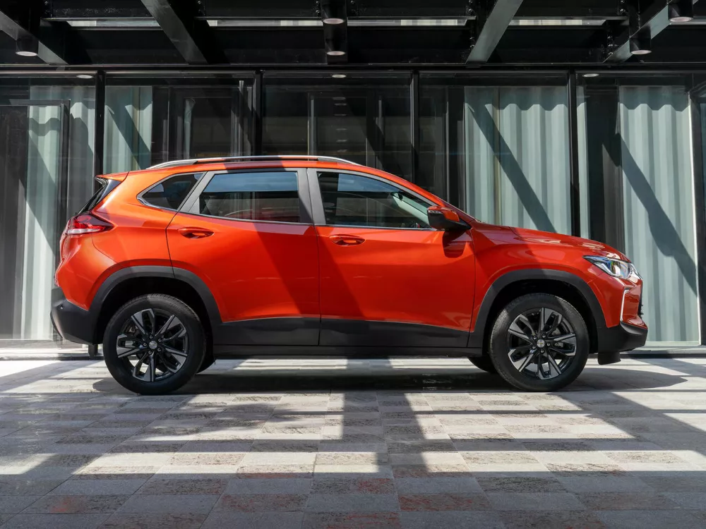 Автомобиль Chevrolet Tracker IV Внедорожник (5 дверей)