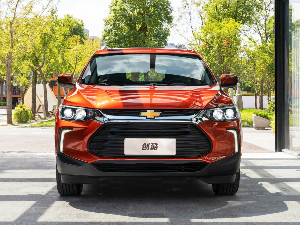 Автомобиль Chevrolet Tracker IV Внедорожник (5 дверей)