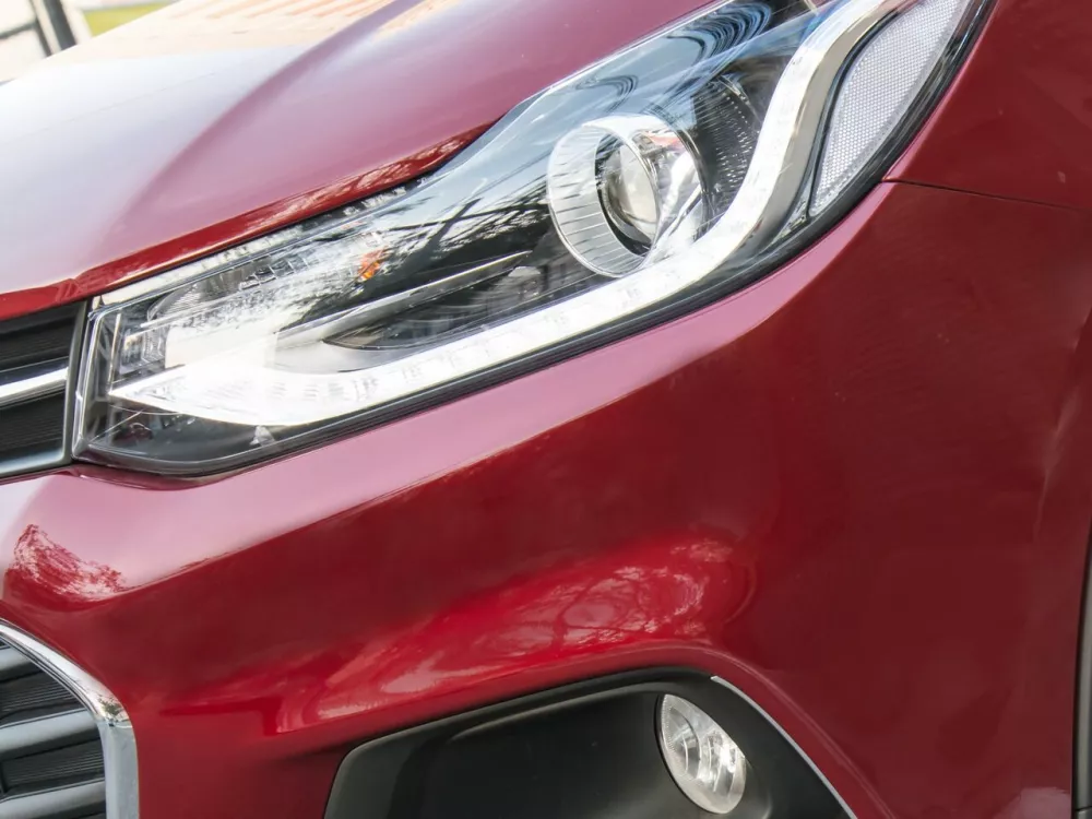 Автомобиль Chevrolet Tracker III Рестайлинг Внедорожник (5 дверей)