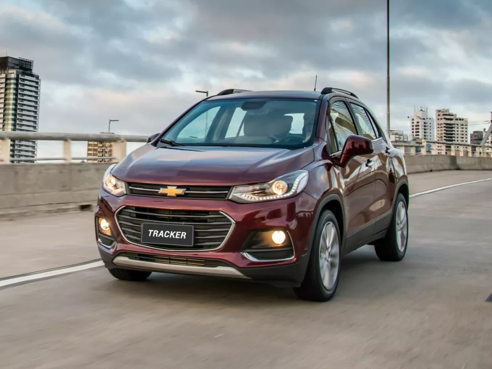 Автомобиль Chevrolet Tracker III Рестайлинг Внедорожник (5 дверей)