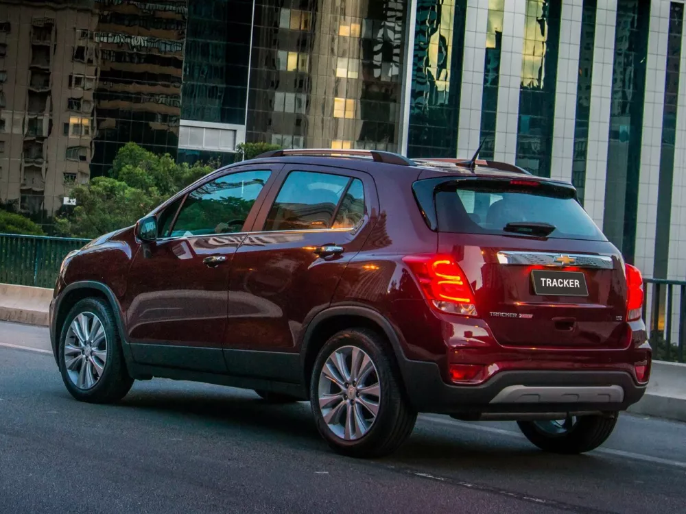Автомобиль Chevrolet Tracker III Рестайлинг Внедорожник (5 дверей)