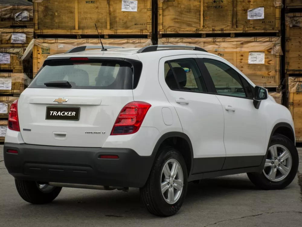 Автомобиль Chevrolet Tracker III Внедорожник (5 дверей)
