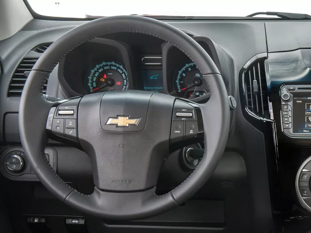 Автомобиль Chevrolet TrailBlazer II Внедорожник (5 дверей)