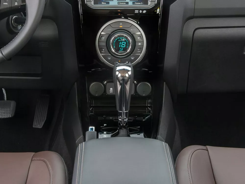 Автомобиль Chevrolet TrailBlazer II Внедорожник (5 дверей)