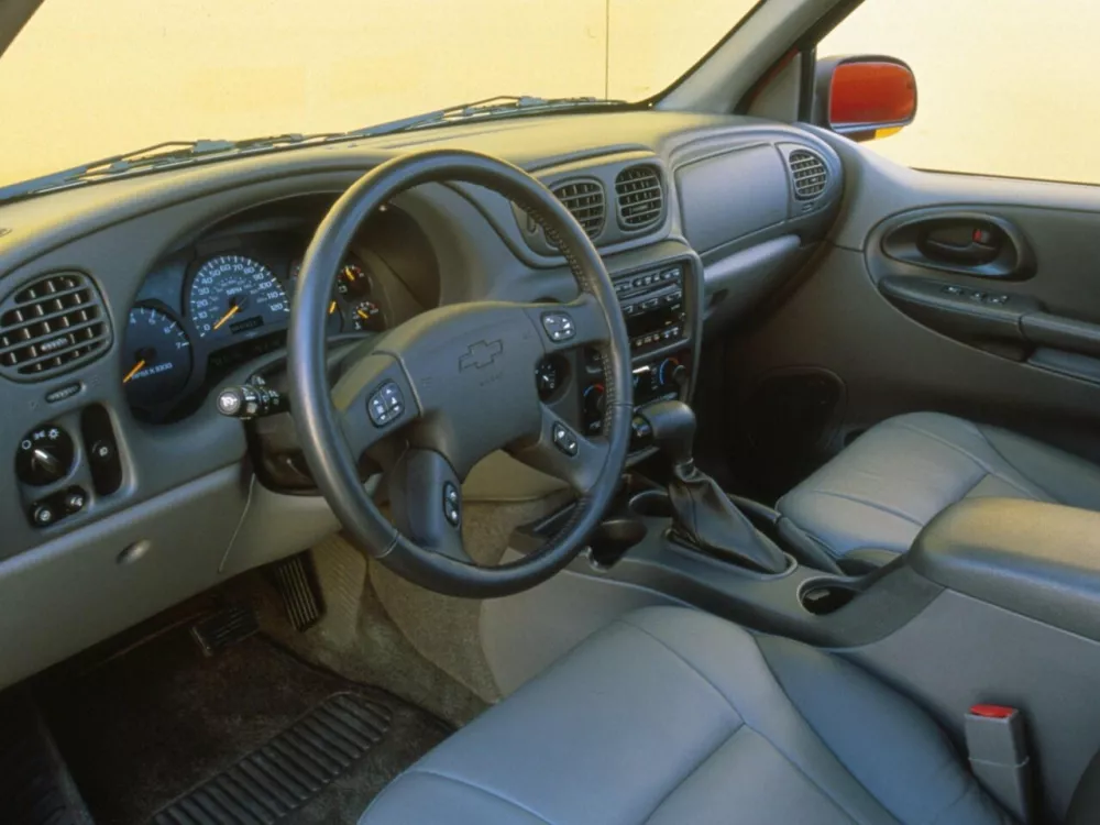 Автомобиль Chevrolet TrailBlazer I Внедорожник (5 дверей)