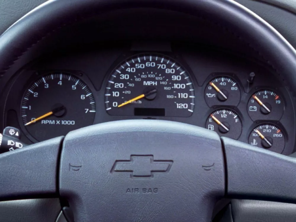 Автомобиль Chevrolet TrailBlazer I Внедорожник (5 дверей)