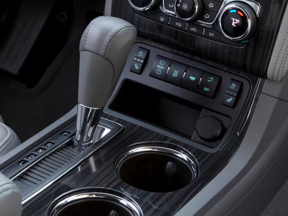 Автомобиль Chevrolet Traverse I Рестайлинг Внедорожник (5 дверей)