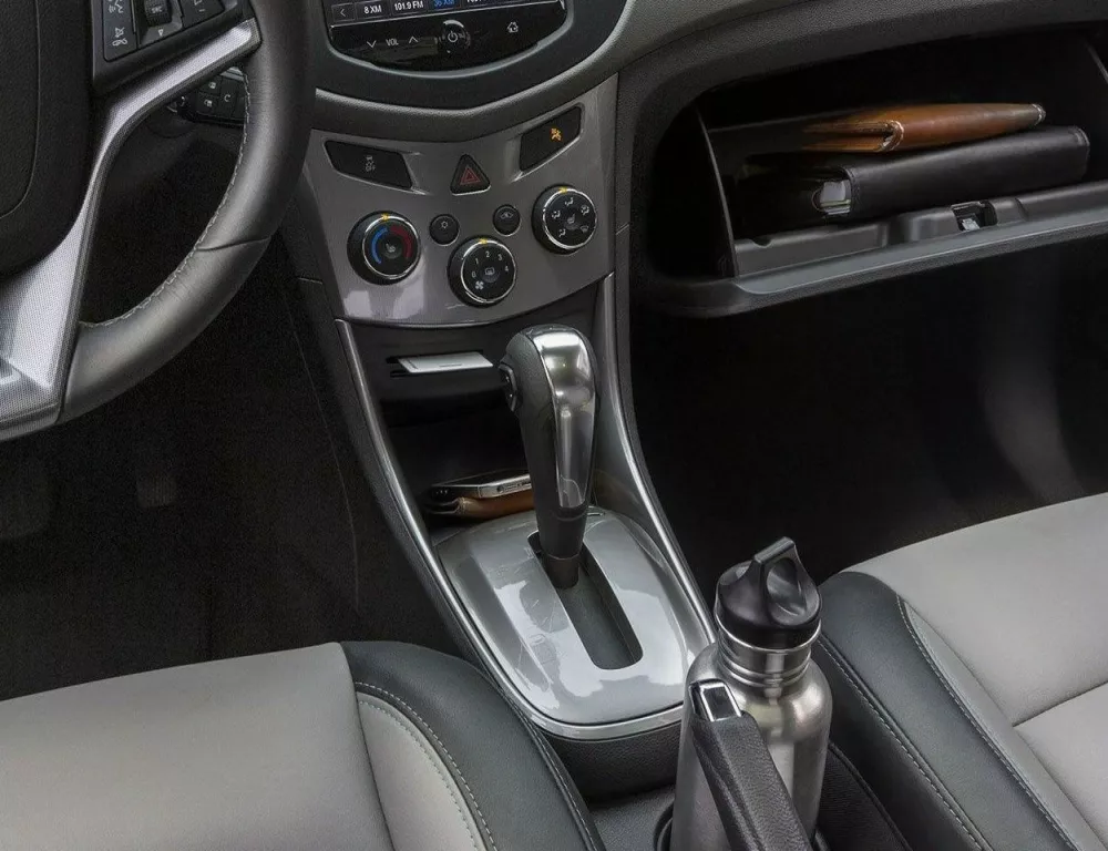 Автомобиль Chevrolet Trax I Внедорожник (5 дверей)