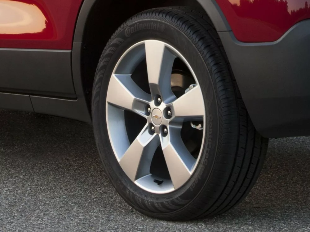 Автомобиль Chevrolet Trax I Внедорожник (5 дверей)