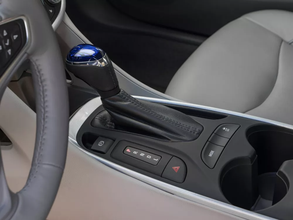 Автомобиль Chevrolet Volt II Хэтчбек (5 дверей)
