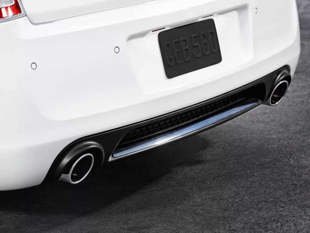 Автомобиль Chrysler 300C II Седан SRT8